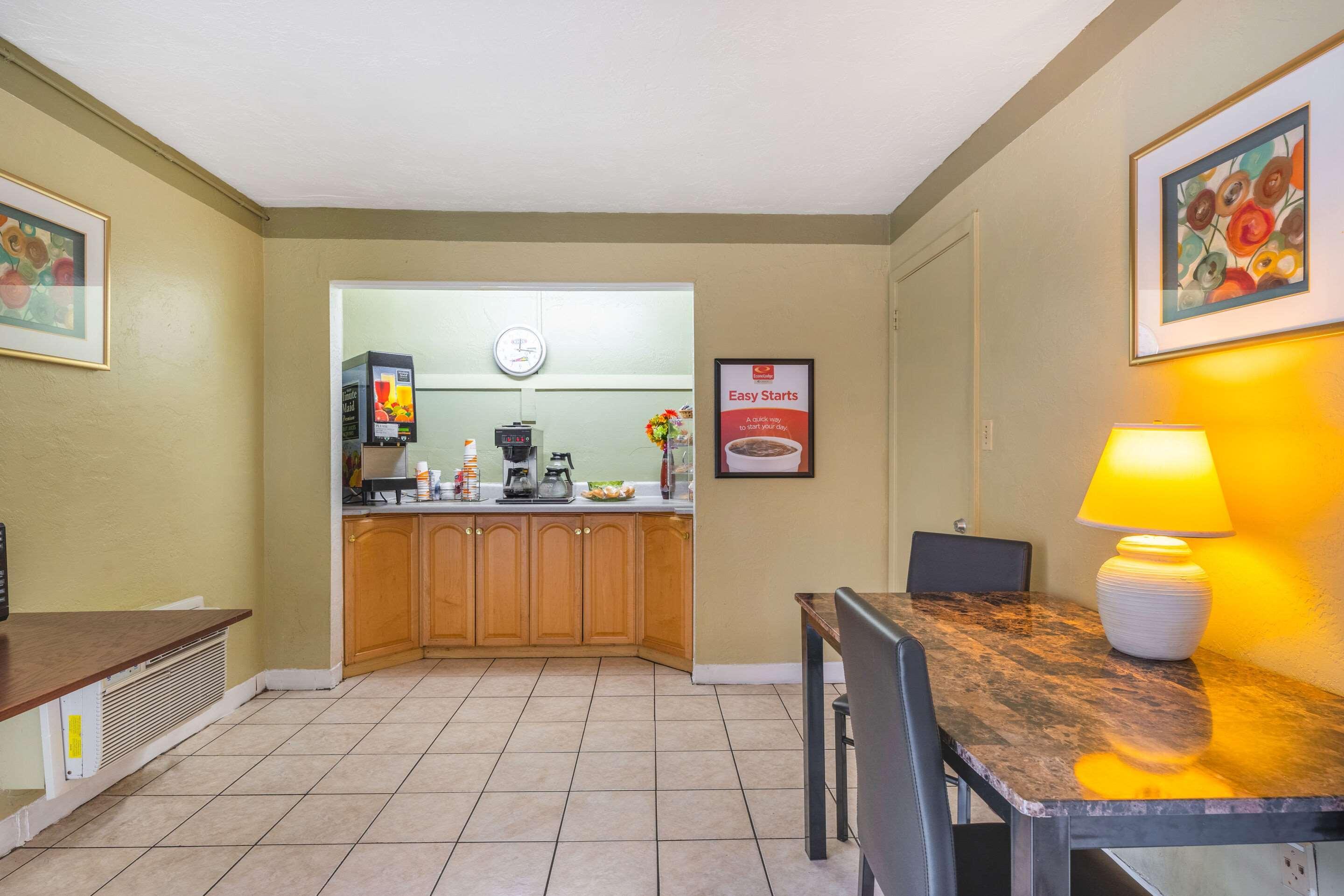 Econo Lodge University Gainesville Zewnętrze zdjęcie